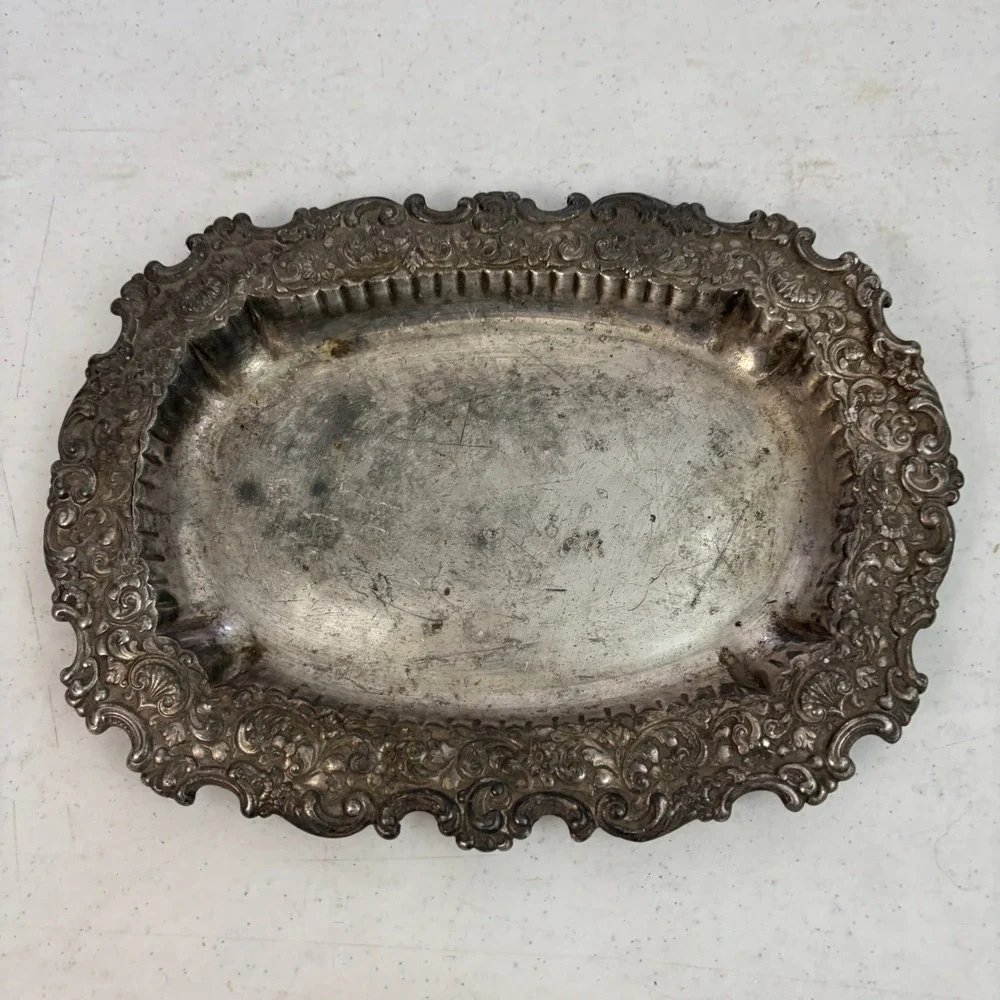 Vintage Victor Silver Co Quadruple Plate 1004½ Silverplate Vanity Serving Tray